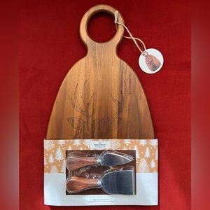 Natural Elements Contemporary Living Cheese Board & Knife Set